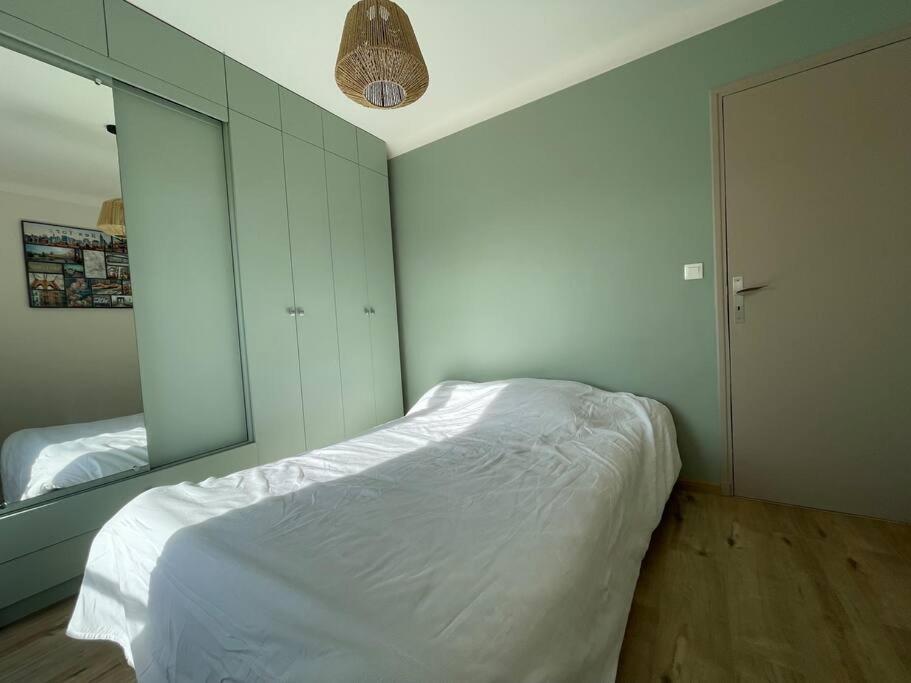Appartement 2 Chambres +Parking Нарбонна Экстерьер фото